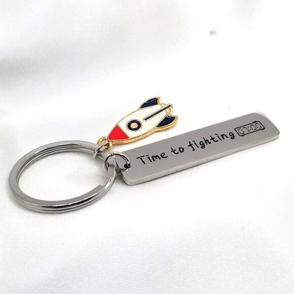 Space ship stainless steel ingraved charm keychain. - Picture 3 of 3